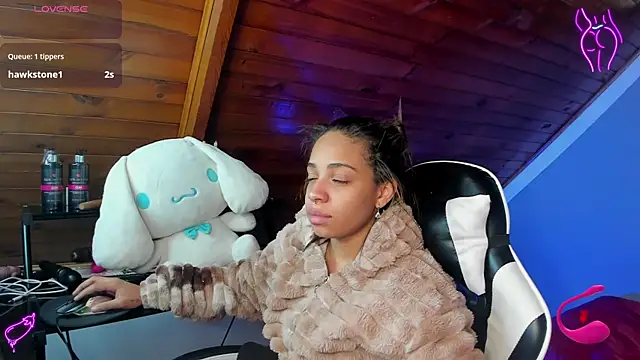 Snapshot of yumi_hanna chatting on January 2026 12:46:02 AM yumi hanna online show from January 2026 12:46:02 AM