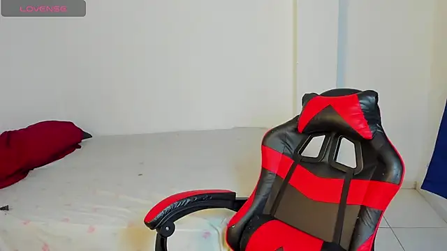 Snapshot of yumi_hanna chatting on March 2026 03:03:02 AM yumi hanna online show from March 2026 03:03:02 AM