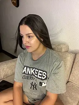 lunita sweet5 online show from September 2025 12:10:01 AM