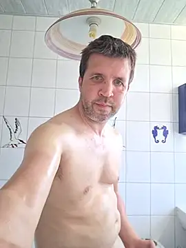 Spritser1980 online show from May 2026 02:59:01 PM