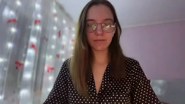 Snapshot of Vietero chatting on February 2026 07:28:01 PM Vietero online show from February 2026 07:28:01 PM