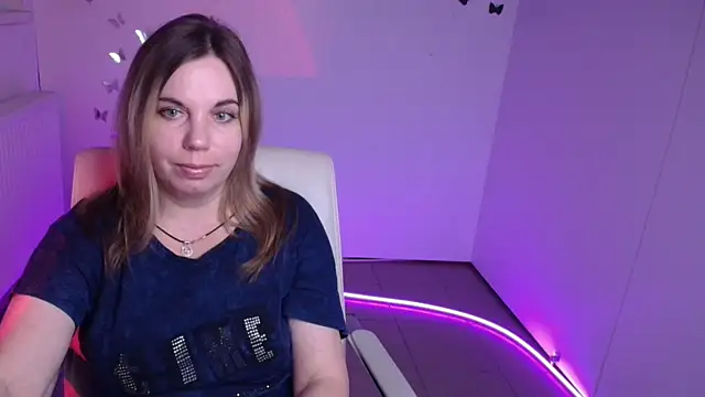 Jessica Amore online show from October 2025 07:33:02 PM