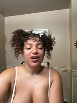 allybluee777 online show from February 2026 01:29:01 PM