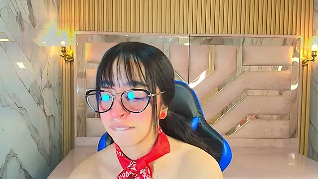 zoe r  online show from October 2025 03:15:02 AM