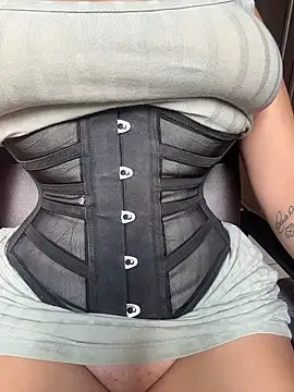 Snapshot of Malika_khalid chatting on September 2025 03:03:01 PM Malika khalid online show from September 2025 03:03:01 PM