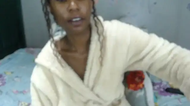 Snapshot of blueyXxX chatting on September 2025 11:20:01 PM blueyXxX online show from September 2025 11:20:01 PM