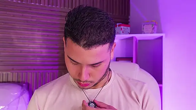 Axel grey  online show from December 2025 12:25:02 PM