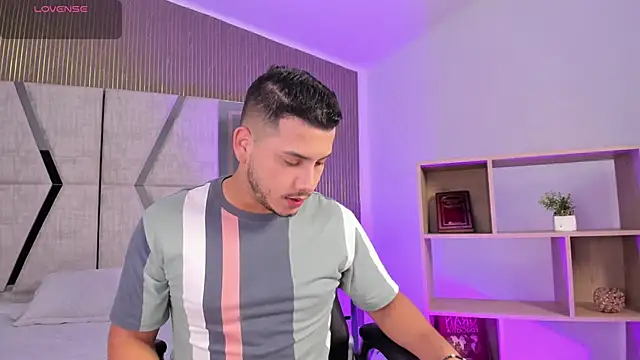 Axel grey  online show from February 2026 12:47:02 PM