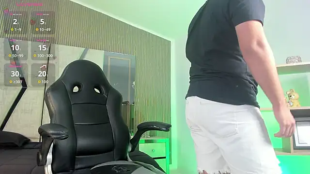 Axel grey  online show from March 2026 12:30:02 PM