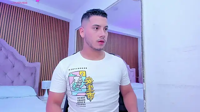 Axel grey  online show from March 2026 05:18:01 AM