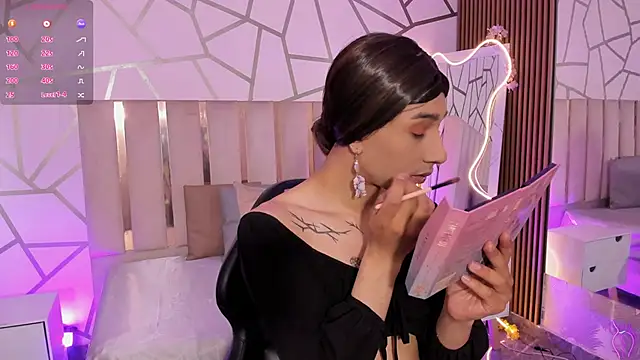 CYRUS TAY online show from April 2026 12:54:01 PM