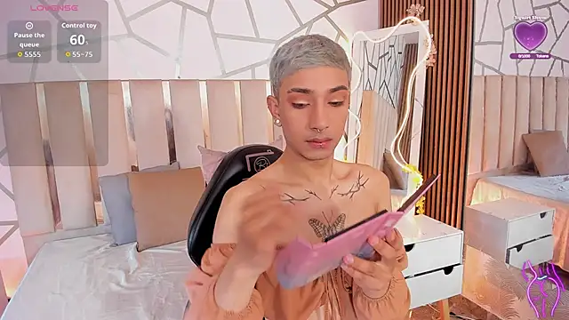 CYRUS TAY online show from April 2026 12:03:01 PM