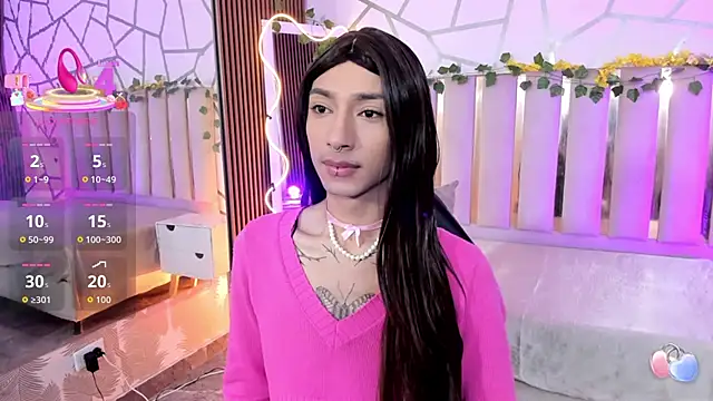 CYRUS TAY online show from June 2026 08:46:01 PM