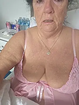 Snapshot of Angeldelightt chatting on October 2025 10:27:01 AM Angeldelightt online show from October 2025 10:27:01 AM