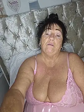 Snapshot of Angeldelightt chatting on November 2025 04:28:02 PM Angeldelightt online show from November 2025 04:28:02 PM