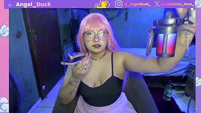 Snapshot of Angel_Duck chatting on March 2026 10:13:01 PM Angel Duck online show from March 2026 10:13:01 PM