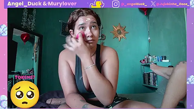 Snapshot of Angel_Duck chatting on April 2026 06:03:01 PM Angel Duck online show from April 2026 06:03:01 PM