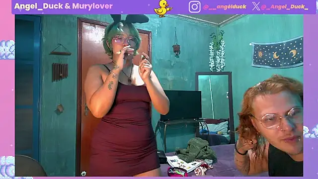 Snapshot of Angel_Duck chatting on May 2026 09:30:02 PM Angel Duck online show from May 2026 09:30:02 PM