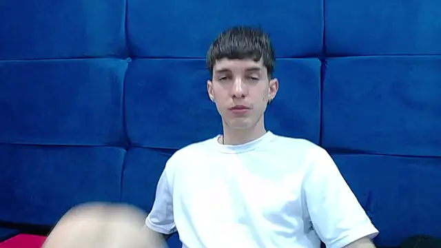 Jheampiiero online show from October 2025 02:48:02 PM