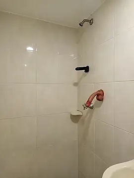 lanarios online show from September 2025 04:34:02 AM