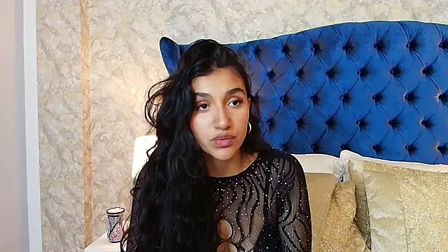 ValentiinaCruz online show from November 2025 08:52:01 PM