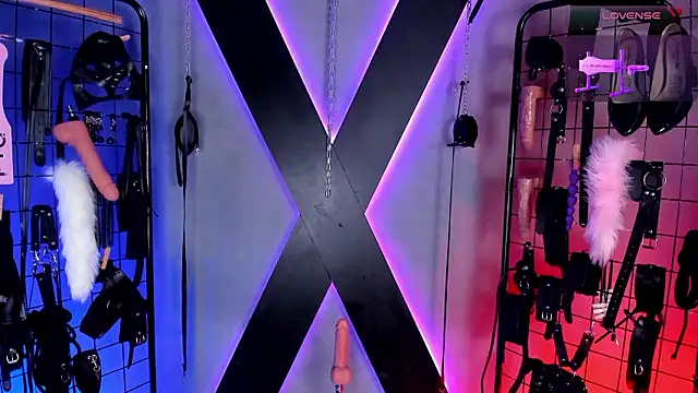 VictoryaLiah BDSM online show from February 2026 10:52:02 AM