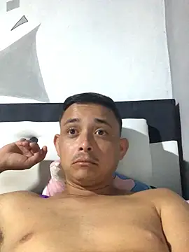 veronica and bryan online show from September 2025 04:23:01 AM