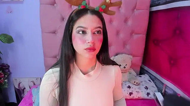 Megan Luxe online show from October 2025 03:36:02 AM