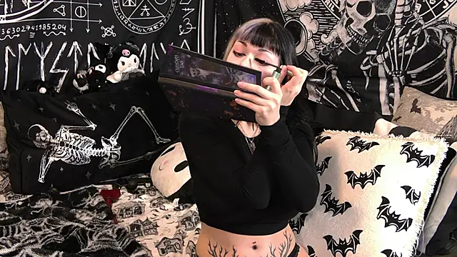 Snapshot of Paige_Turner chatting on March 2026 03:09:02 AM Paige Turner online show from March 2026 03:09:02 AM