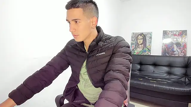 Mike3Xxx online show from September 2025 12:43:01 AM