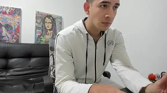 Mike3Xxx online show from October 2025 01:06:01 AM