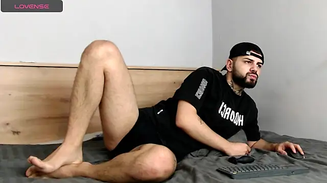 Killian Vane online show from October 2025 12:03:01 PM