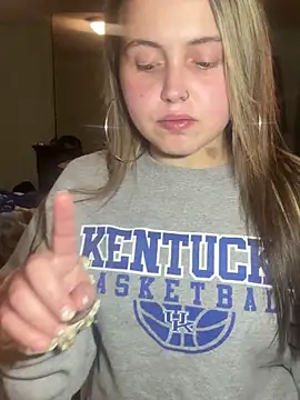 JuicyExxxperience online show from December 2025 02:02:02 PM