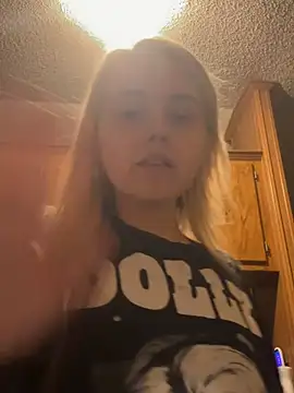 JuicyExxxperience online show from February 2026 12:47:02 PM