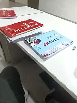 Snapshot of hotboy43339 chatting on September 2025 09:48:01 PM hotboy43339 online show from September 2025 09:48:01 PM