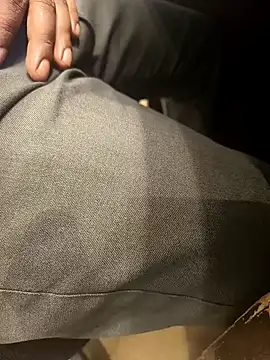 Snapshot of hotboy43339 chatting on October 2025 09:13:01 AM hotboy43339 online show from October 2025 09:13:01 AM