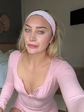 auriangel online show from March 2026 02:06:02 AM