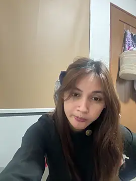 LanySylvia online show from October 2025 03:02:02 PM