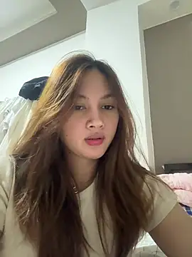 LanySylvia online show from May 2026 06:52:01 AM