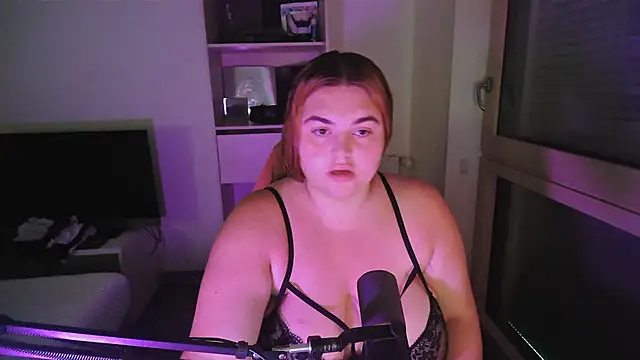 lilfroggy off online show from July 2026 02:24:01 PM