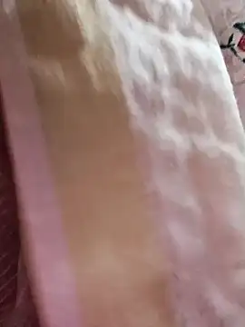 MEERAcle online show from April 2026 04:57:01 AM