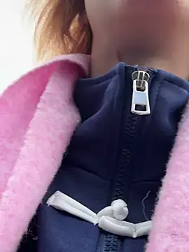 Only April online show from October 2025 10:34:02 AM