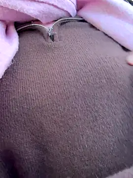 Only April online show from October 2025 11:11:01 AM