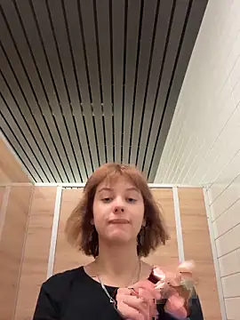 Only April online show from October 2025 08:27:02 AM