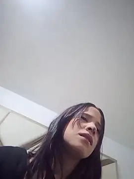 KLOE LUSTX online show from February 2026 07:38:02 AM