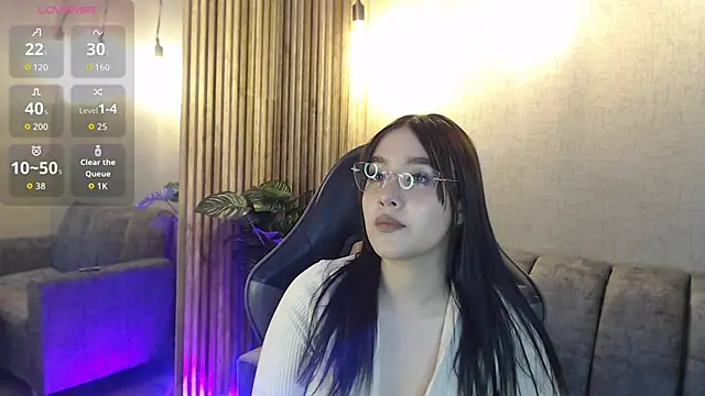 KimGarces online show from November 2025 04:55:01 AM