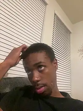 Snapshot of huhgtr chatting on November 2025 03:17:01 AM huhgtr online show from November 2025 03:17:01 AM