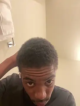 Snapshot of huhgtr chatting on November 2025 03:51:01 PM huhgtr online show from November 2025 03:51:01 PM