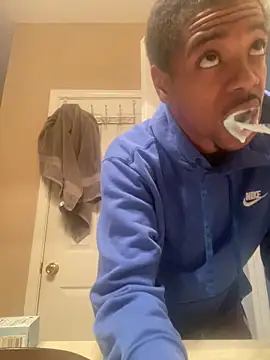 Snapshot of huhgtr chatting on December 2025 04:34:01 PM huhgtr online show from December 2025 04:34:01 PM