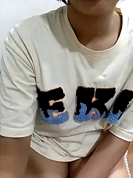 Snapshot of blueeyegirl22 chatting on December 2025 07:22:01 PM blueeyegirl22 online show from December 2025 07:22:01 PM